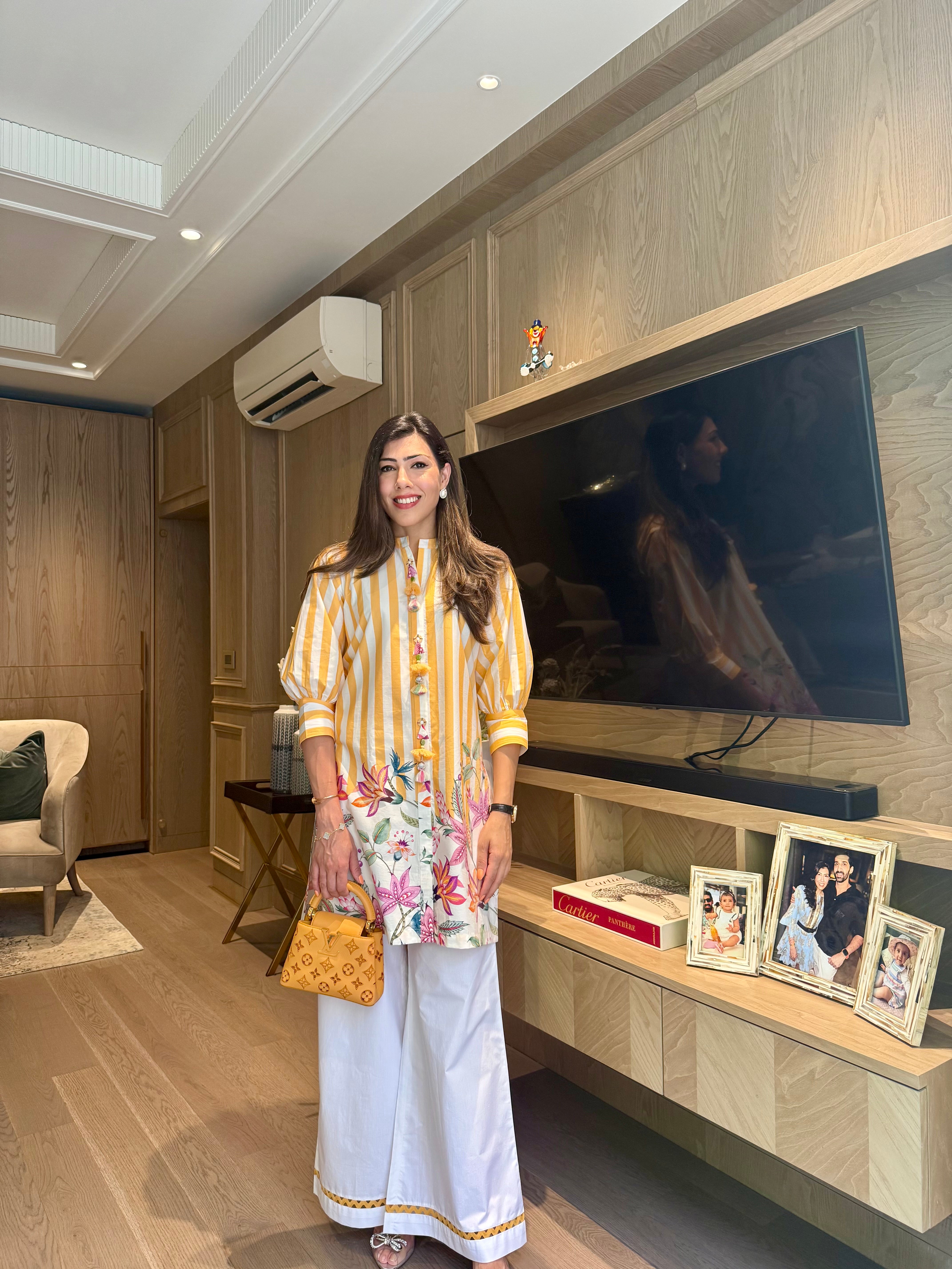 Diviya Kapoor In Alora